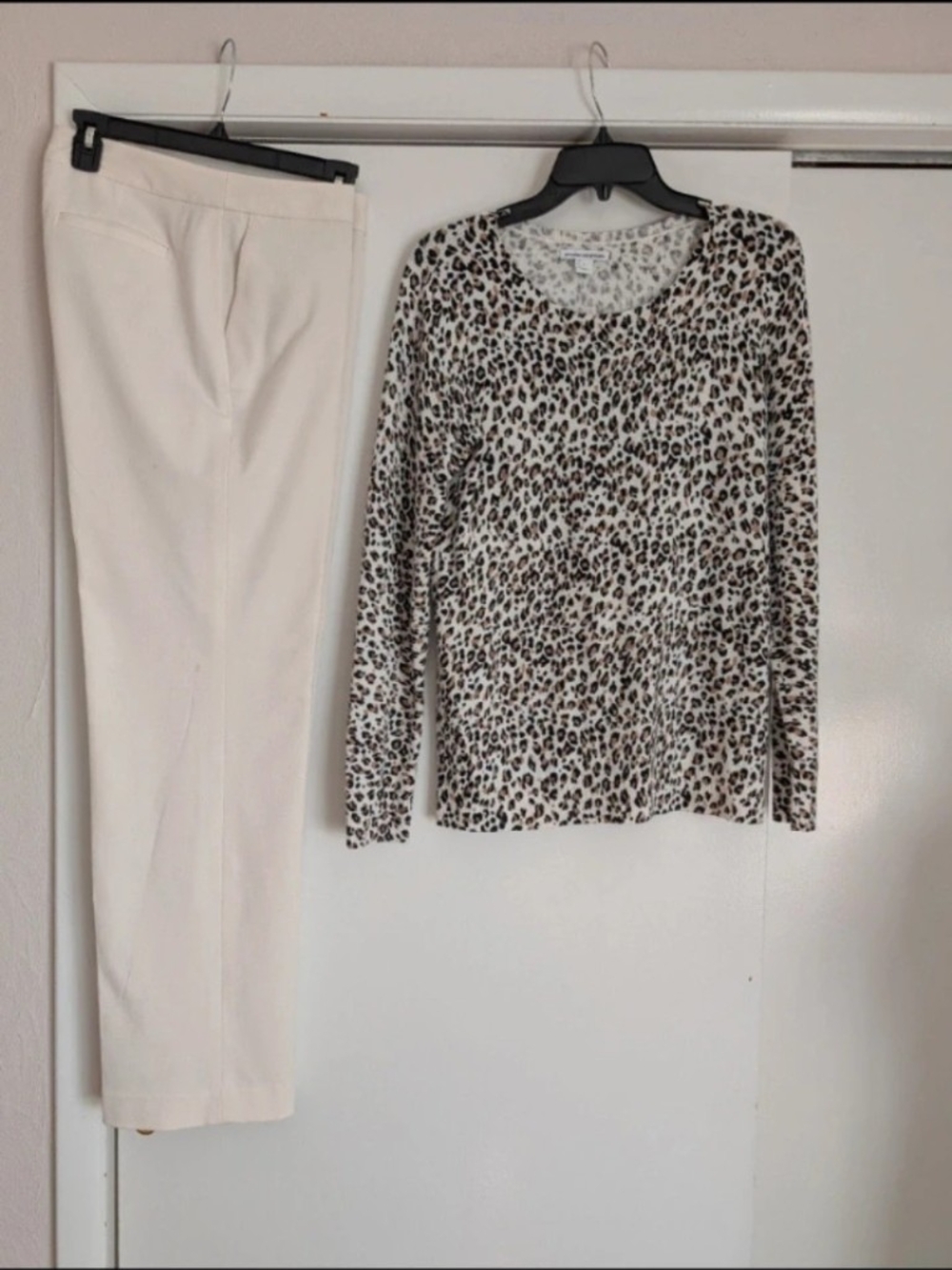 Ladies "Purr-fect" 2 pc Animal  print set - Sz Med/8